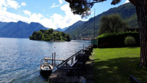 OSSUCCIO VILLA ON THE LAKE